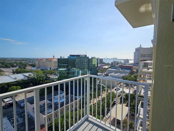 628 CLEVELAND STREET , Unit 1313, CLEARWATER, FL 33755