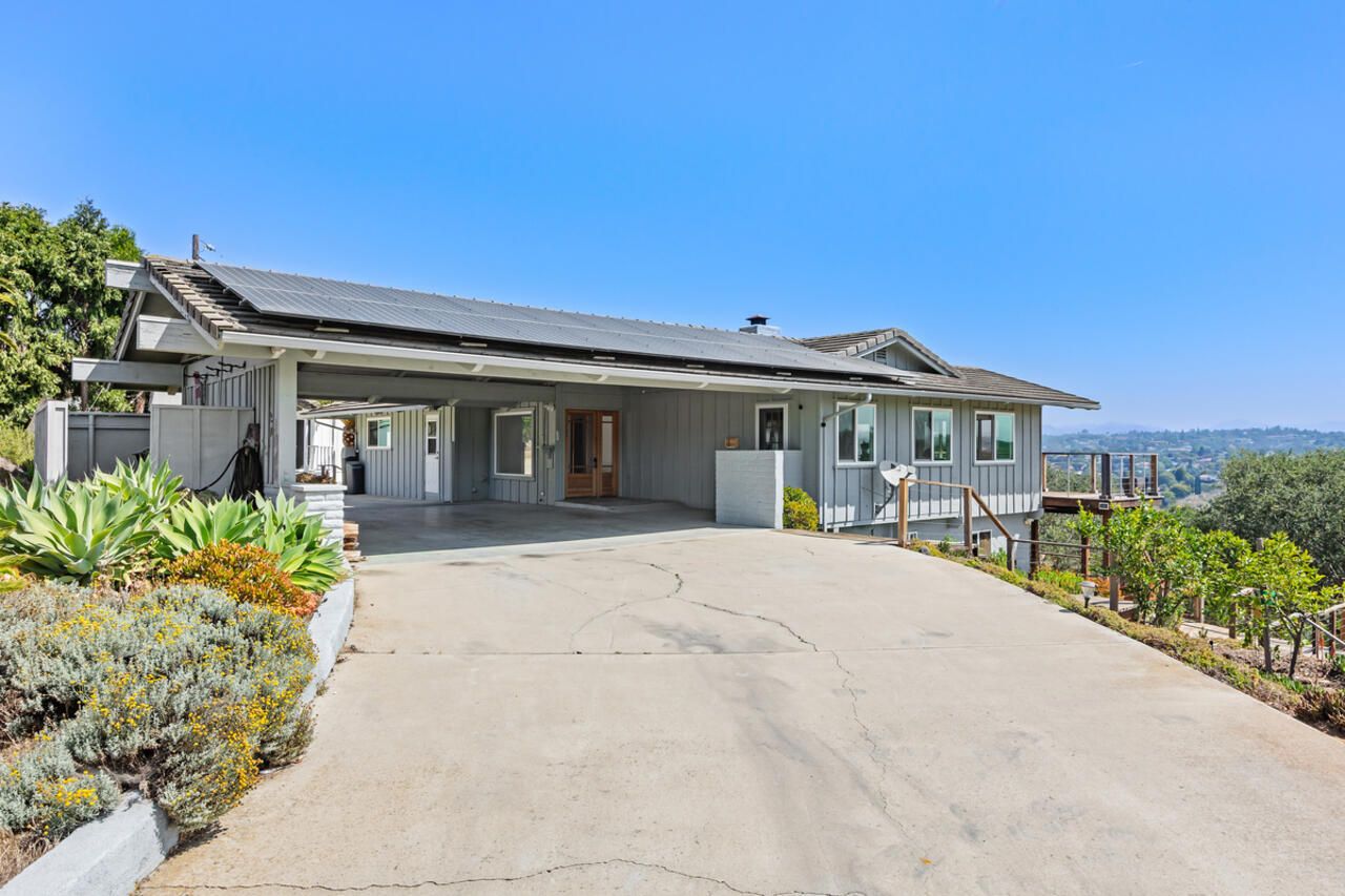 435 Rancho Camino, Fallbrook, CA 92028 Main Photo