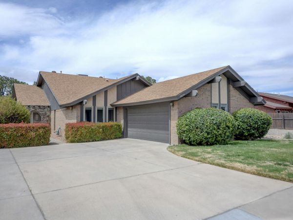 5625 Knight Road NE, Albuquerque, NM 87109