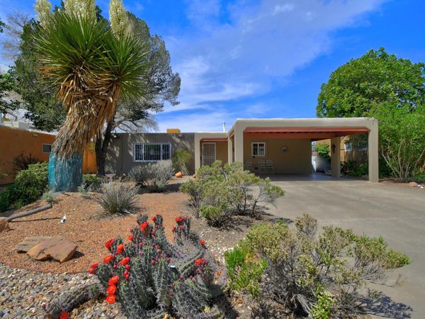 2417 Cagua Drive NE, Albuquerque, NM 87110