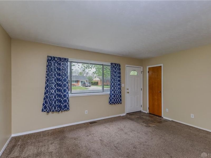 253 Lutz Drive, Union, OH 45322 Photo 14