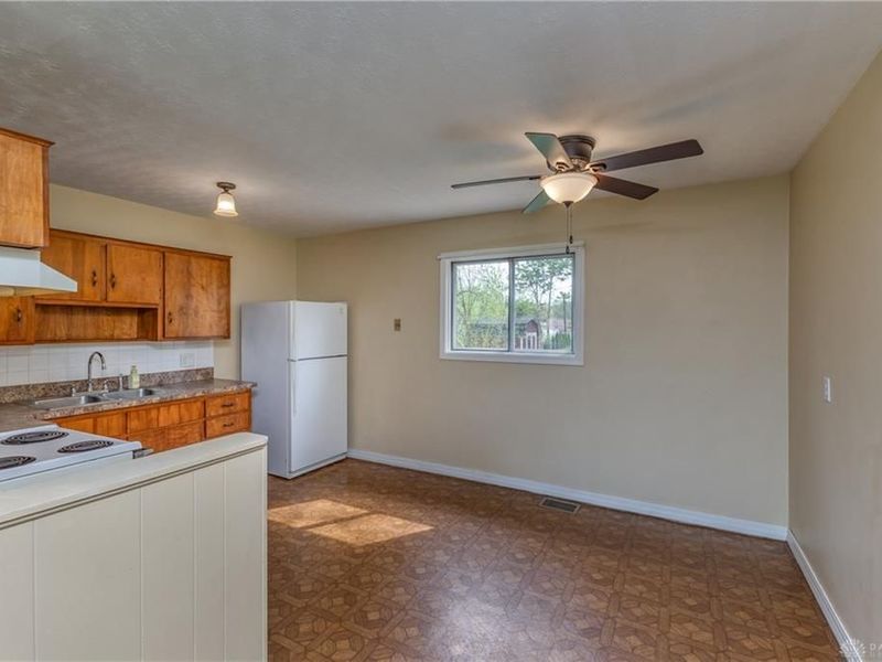 253 Lutz Drive, Union, OH 45322 Photo 15