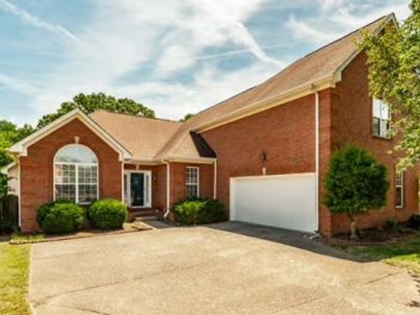 134 Camp Creek Cir, Hendersonville, TN 37075