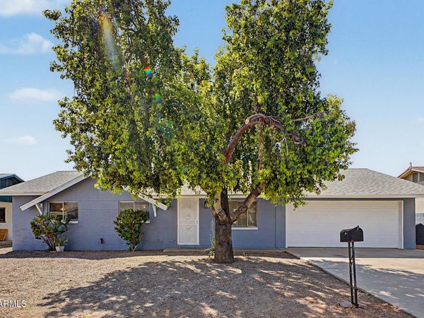 8128 N 41ST Drive N, Phoenix, AZ 85051