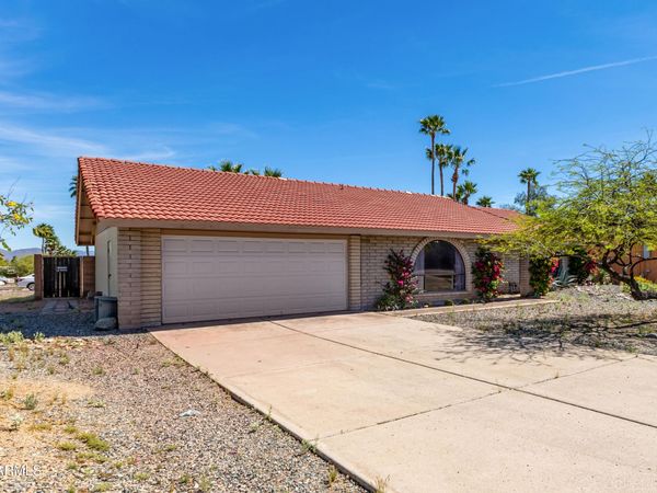 14053 N HAMPSTEAD Drive, Fountain Hills, AZ 85268