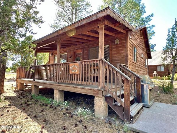 2742 FOX Trail, Overgaard, AZ 85933