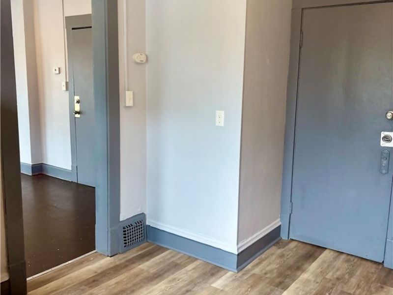 8208 Denison Avenue, Unit 5, Cleveland, OH 44102 Photo 2