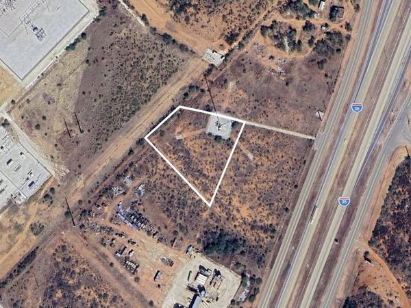 2400 S INTERSTATE 35, Cotulla, TX 78014