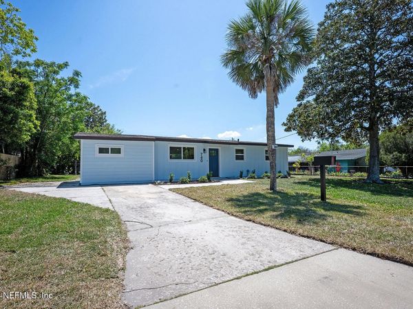 740 BONITA Road, Atlantic Beach, FL 32233