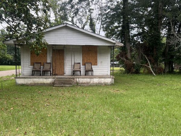 740 Haddon St., Laurel, MS 39440