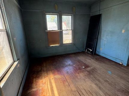 4005 San Carlos Way, Sacramento, CA 95820 Photo