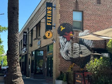 4005 San Carlos Way, Sacramento, CA 95820 Photo