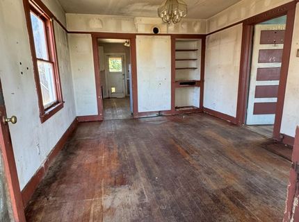 4005 San Carlos Way, Sacramento, CA 95820 Photo