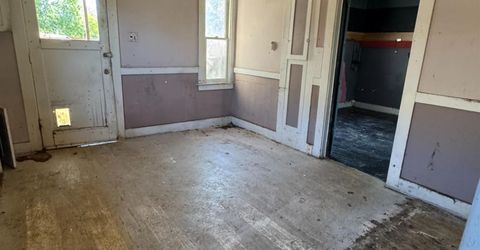 4005 San Carlos Way, Sacramento, CA 95820 Photo