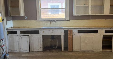 4005 San Carlos Way, Sacramento, CA 95820 Photo