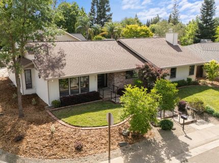 6901 Lincoln Creek Cir, Carmichael, CA 95608 Photo