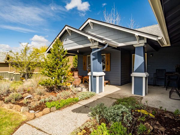 20014 Powers Road, Bend, OR 97702