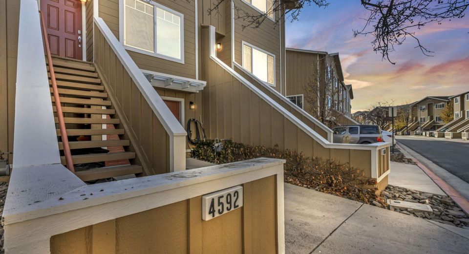 4592 Kathleen Denise Lane, Reno, NV 89503 Photo