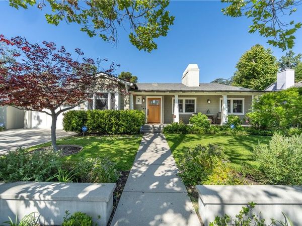 4227 Bellaire Avenue, Studio City, CA 91604