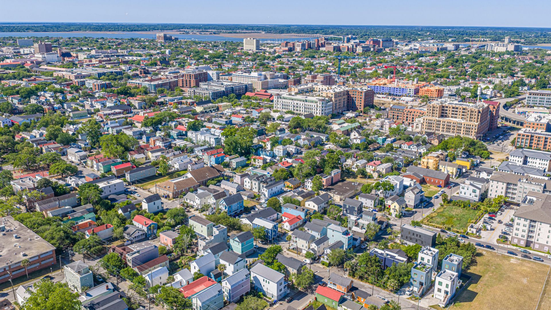 52 Aiken Street Photo 12