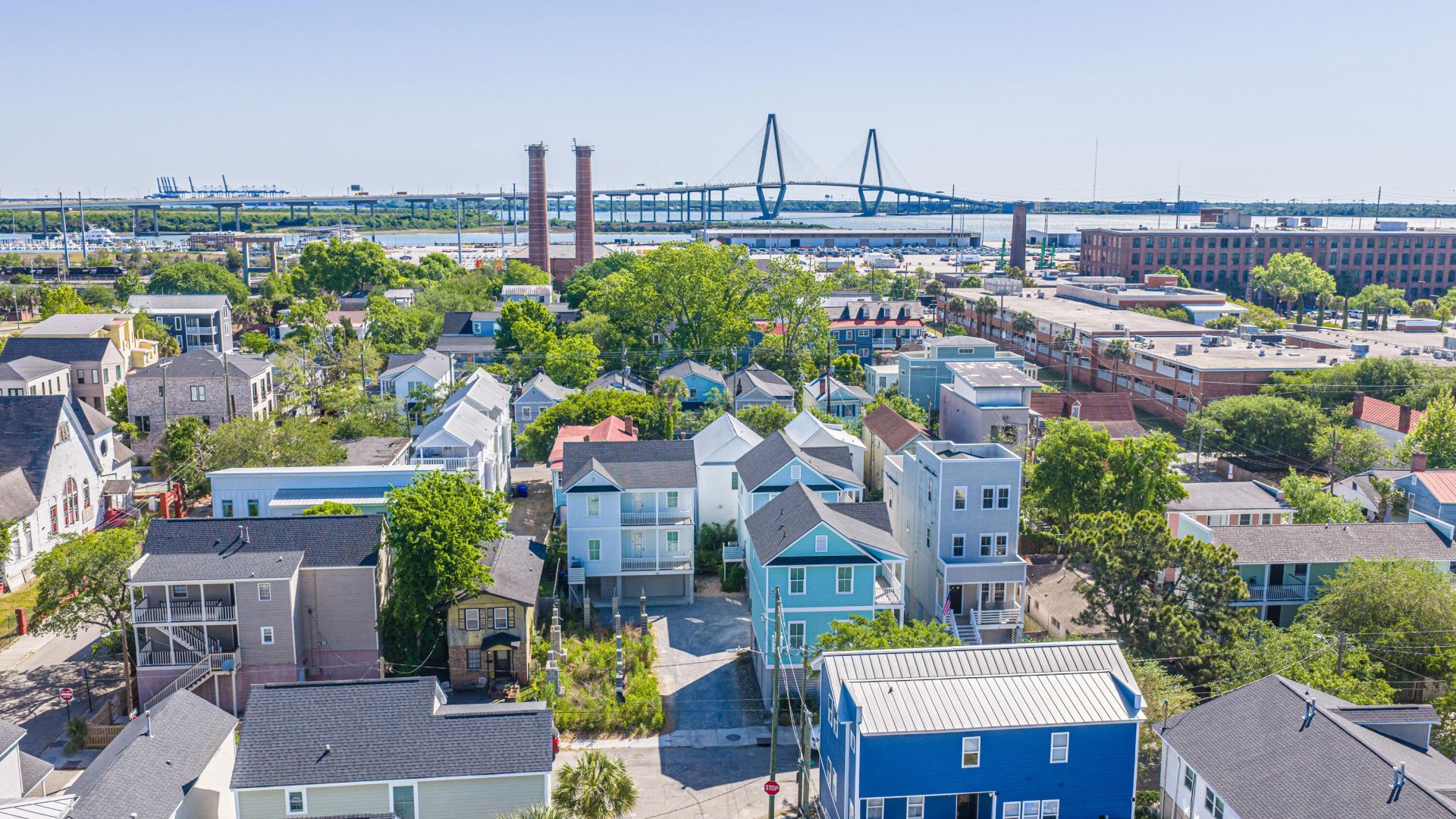 52 Aiken Street Photo 19