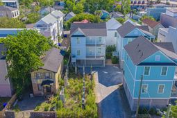 52 Aiken Street photo 4