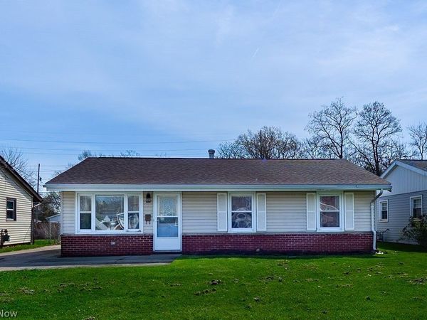 1310 E Larchmont Drive , Sandusky, OH 44870
