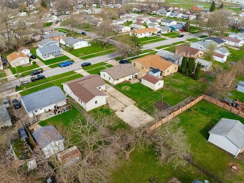 1310 E Larchmont Drive, Sandusky, OH 44870 Photo 45