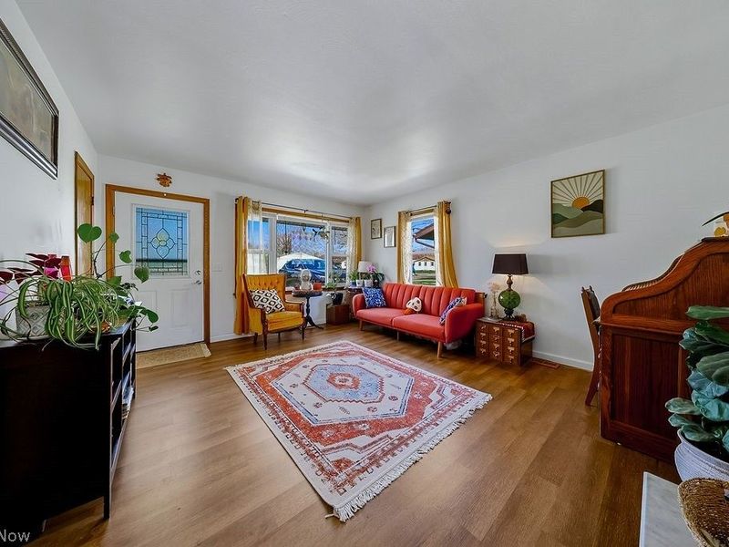 1310 E Larchmont Drive, Sandusky, OH 44870 Photo 7