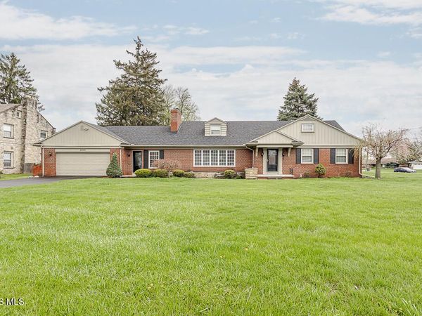 2608 Overbrook Drive , Toledo, OH 43614