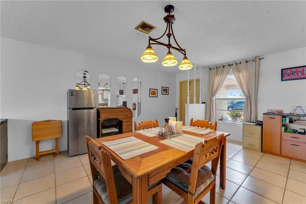 4641 Palm Tree Blvd, Unit 9, Cape Coral, FL 33904 Photo