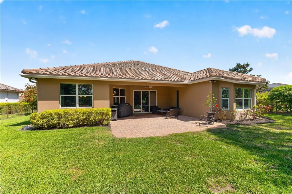 7589 Fieldstone Ranch Square, Vero Beach, FL 32967 Photo
