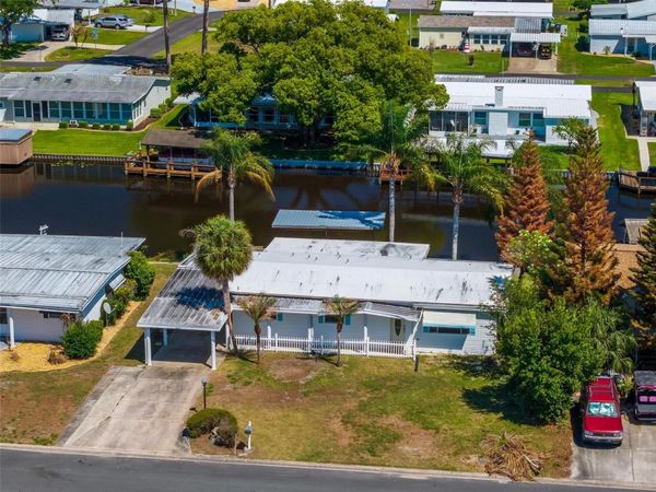 1014 SOUTHLAND DRIVE, TAVARES, FL 32778