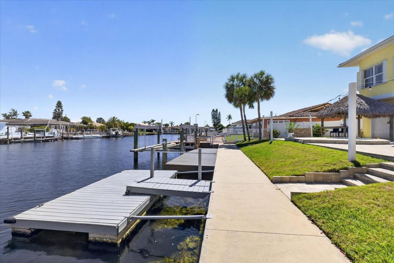 3339 Seaway Drive, New Port Richey, FL 34652 Photo