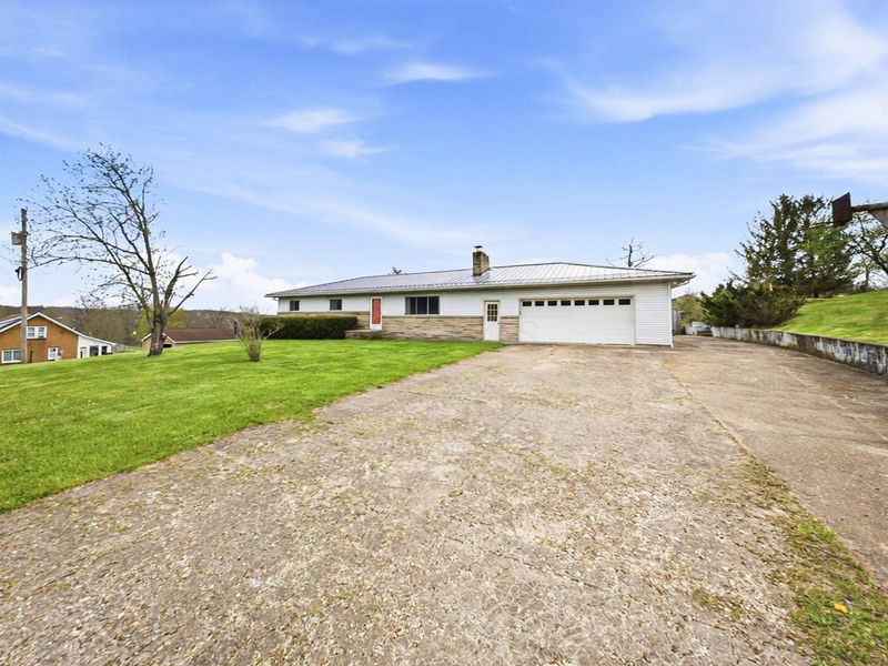 5123 State Route 13 SE, Corning, OH 43730 Photo 2