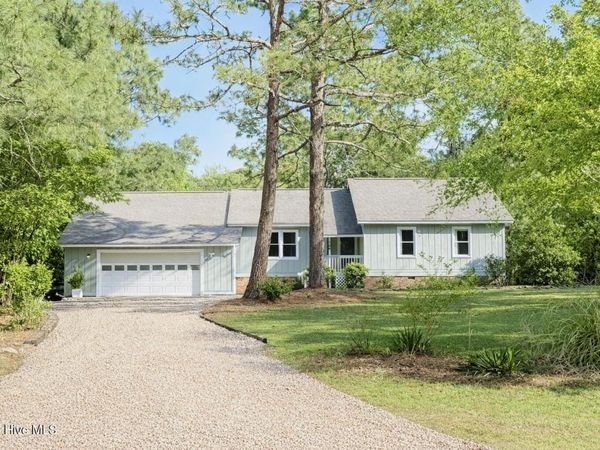 106 Juniper Court, West End, NC 27376