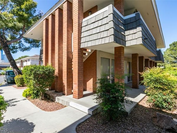 714 Oakmont Avenue , Unit 1104, Las Vegas, NV 89109