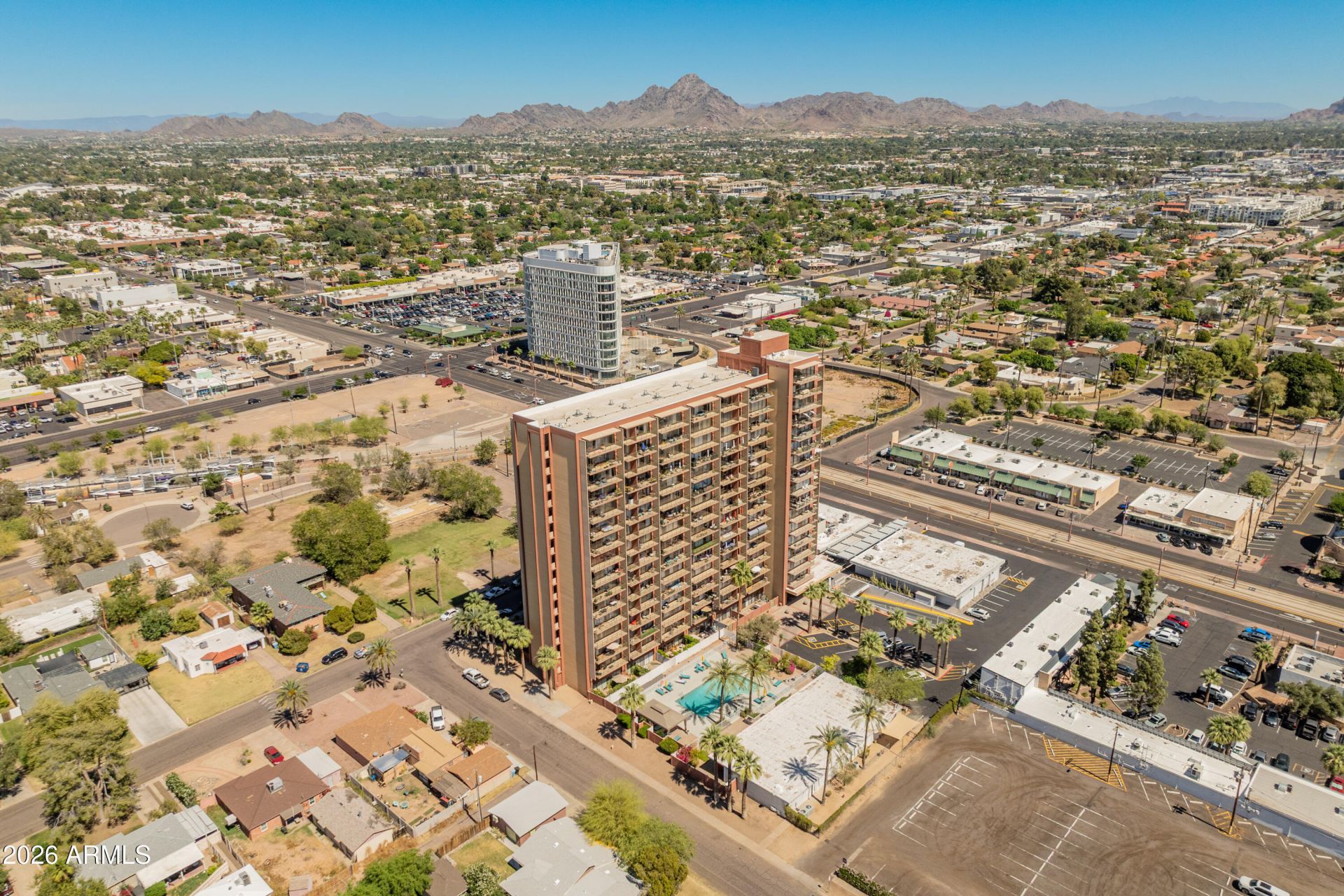 4750 N Central Avenue, Unit 17L, Phoenix, AZ 85012 Main Photo