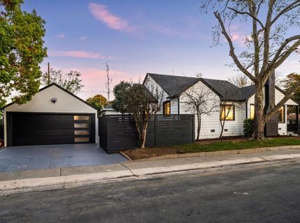 5401 J St, Sacramento, CA 95819 Photo