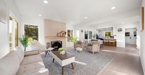 5401 J St, Sacramento, CA 95819 Photo