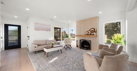 5401 J St, Sacramento, CA 95819 Photo