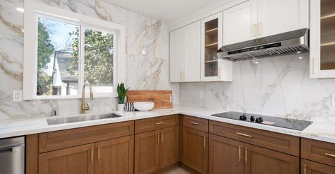 5401 J St, Sacramento, CA 95819 Photo