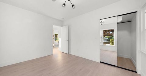 5401 J St, Sacramento, CA 95819 Photo