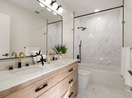 5401 J St, Sacramento, CA 95819 Photo