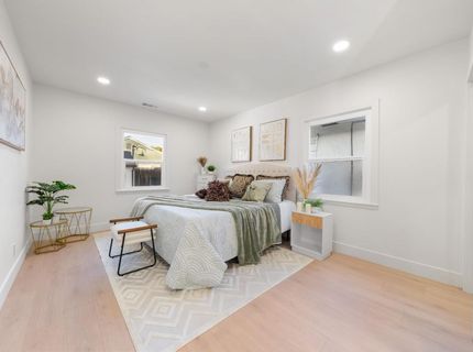 5401 J St, Sacramento, CA 95819 Photo