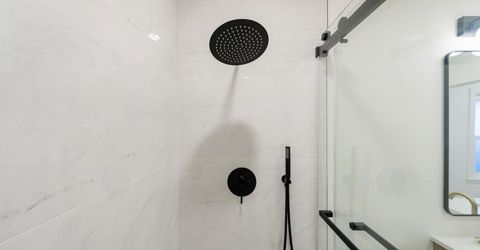 5401 J St, Sacramento, CA 95819 Photo