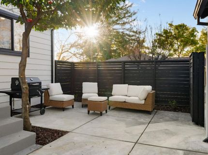 5401 J St, Sacramento, CA 95819 Photo