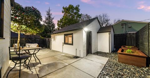 5401 J St, Sacramento, CA 95819 Photo