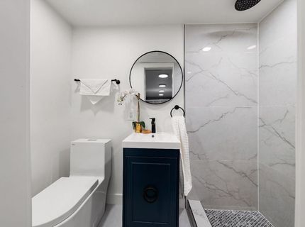 5401 J St, Sacramento, CA 95819 Photo