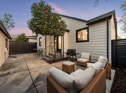 5401 J St, Sacramento, CA 95819 Photo